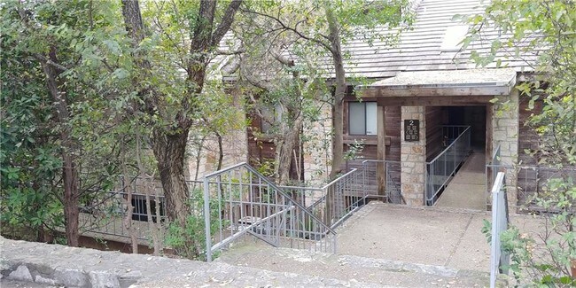 Building Photo - 8200 Neely Dr