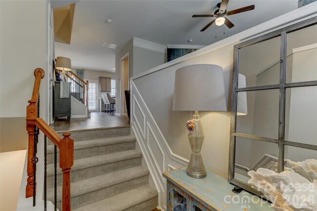 Building Photo - 905 Lyndley Dr