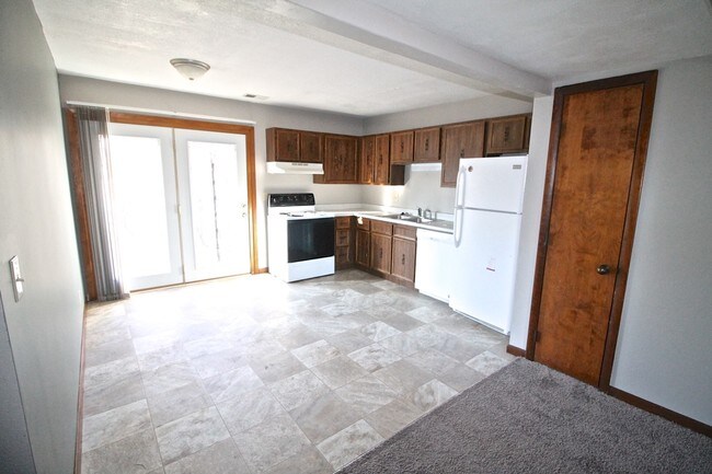 Building Photo - 2717 11th Ave