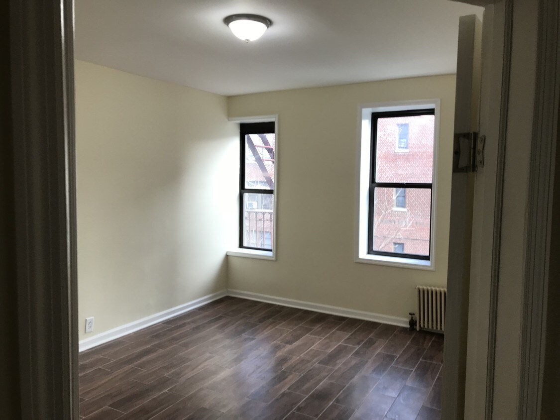 Foto principal - 1201 Avenue K