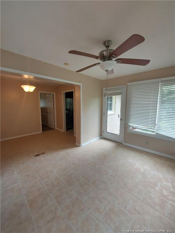 Foto del edificio - 608 Cranford Ct