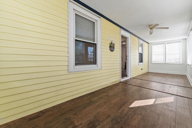 Building Photo - 16 Chautauqua Ave