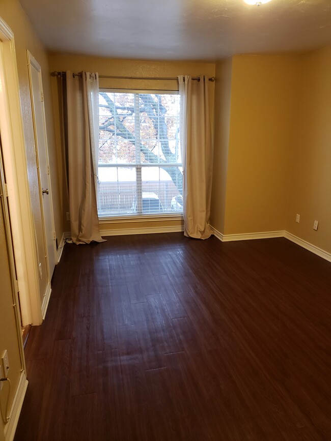 Bedroom #1 - 1603 Marsh Ln