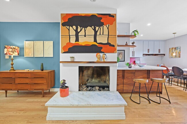 Building Photo - 6930 Apperson St