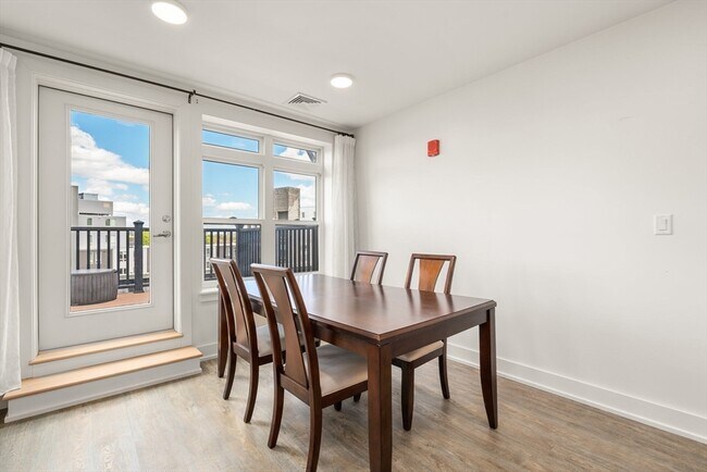 Foto del edificio - 20 Penniman Rd