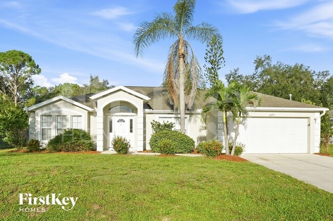 Building Photo - 2275 Vedado St