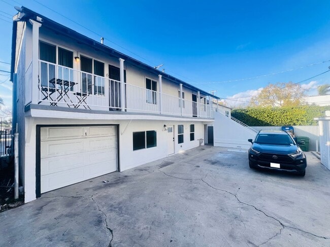 Building Photo - 1817 S Highland Ave