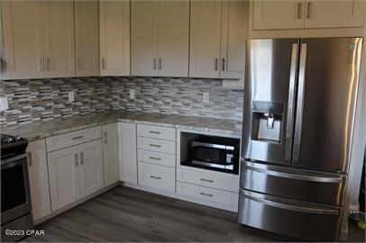 Building Photo - 7715 Shadow Bay Dr