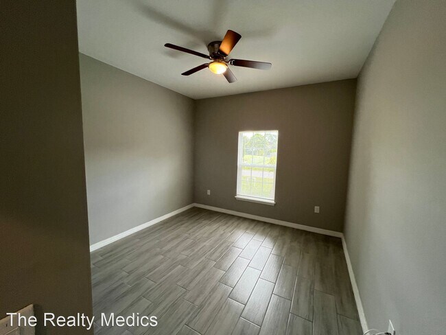 Foto del edificio - 3 br, 2 bath House - 270 Winfall Ave SW