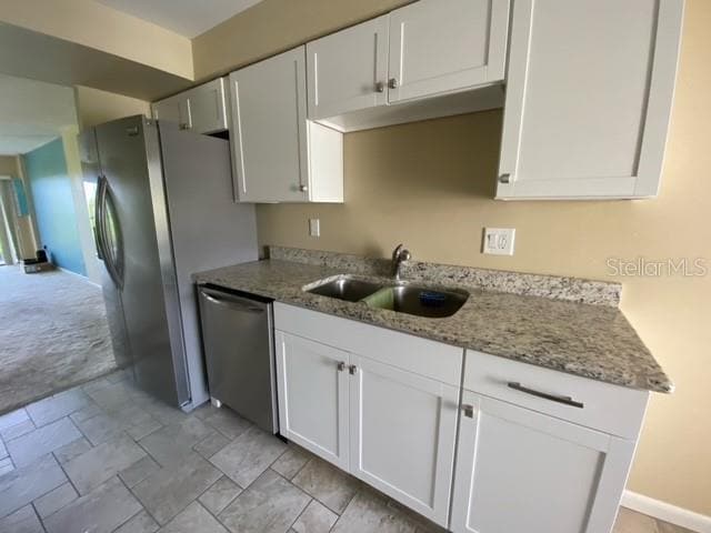 Foto del edificio - 3300 Cove Cay Dr