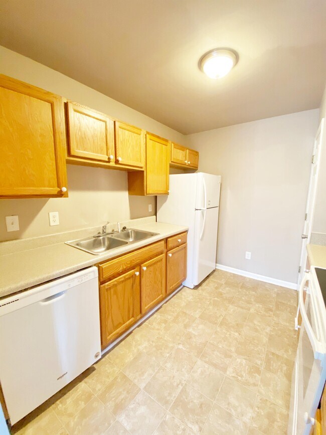 Building Photo - 2808 Ferret Ct