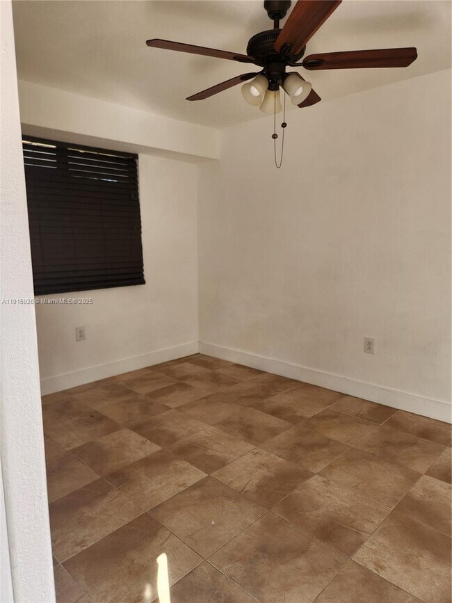 Foto del edificio - 10020 SW 213th Terrace