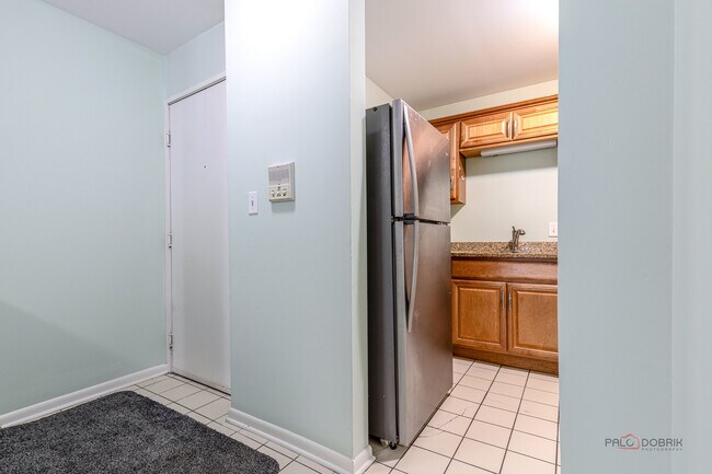 Building Photo - 1147 Miller Ln