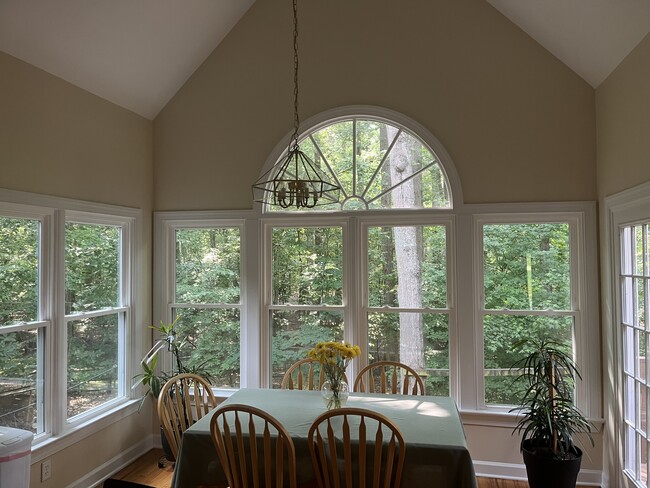 Access to shared kitchen - 209 Cates Farm Rd
