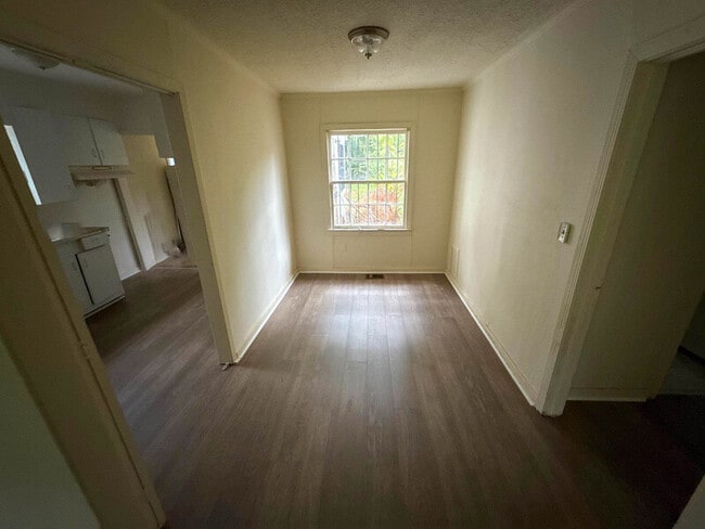 Photo - 358 Lea Cir House