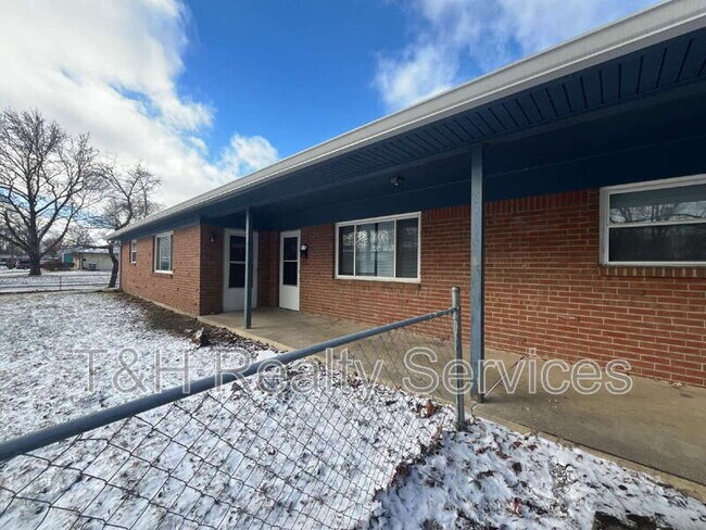 Foto del edificio - 10202 Catalina Dr