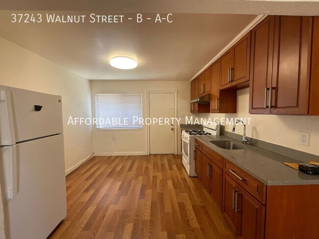Foto del edificio - 37243 Walnut Street #B, Newark, CA 94560