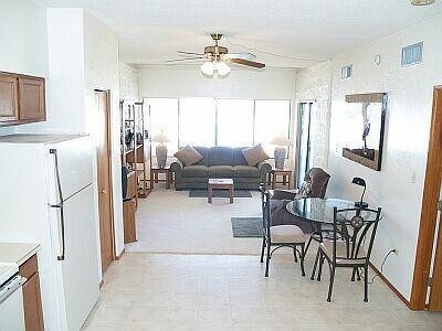 Foto del edificio - 7777 E Golf Links Rd