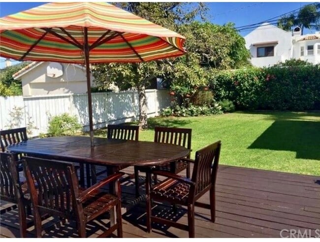 Gorgeous back yard with 400 sq ft deck - Upgraded Westchester Single Family Home