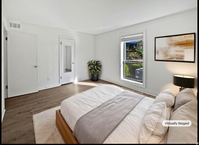 Foto del edificio - 607 Park Ridge Cir