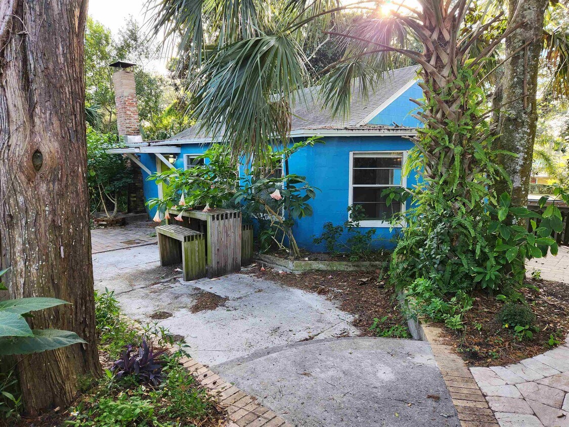 Primary Photo - 26 N Ponce De Leon Blvd