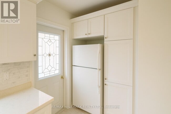 Building Photo - 57 Kappele Ave