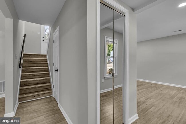 Foto del edificio - 5319 Satterfield Dr