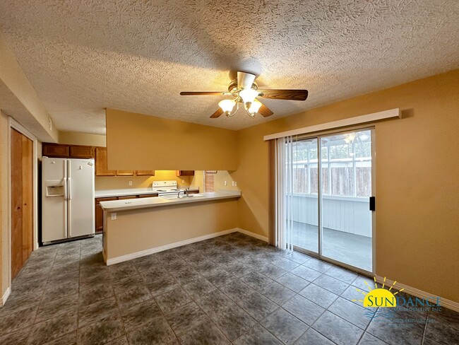 Foto del edificio - Spacious 2 Bedroom Townhouse in Fort Walton