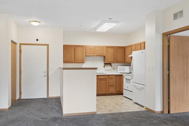 Foto del edificio - 801 N McLean Blvd