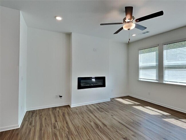 Building Photo - 289 Whitetail Cir