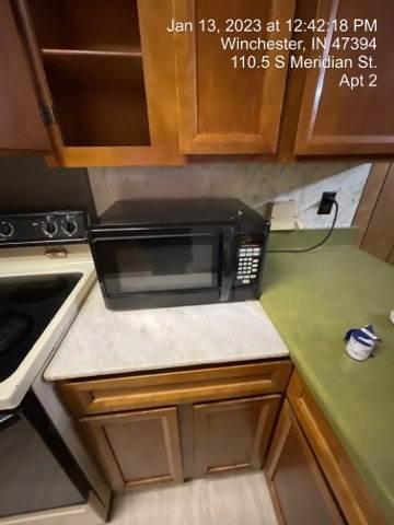 Building Photo - 110 1/2 S. Meridian