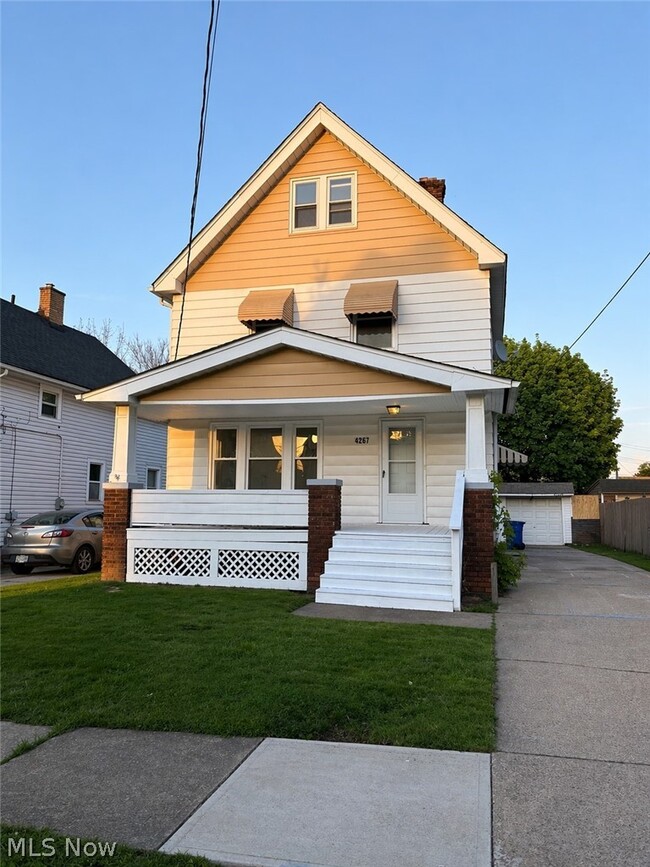 Building Photo - 4267 W 21st St