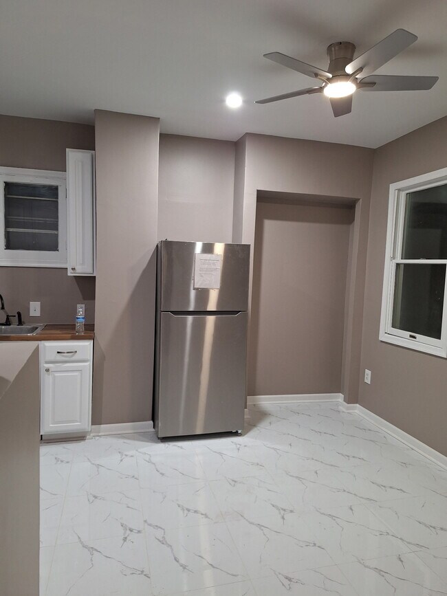 Photo - 745 Franklin Ave House