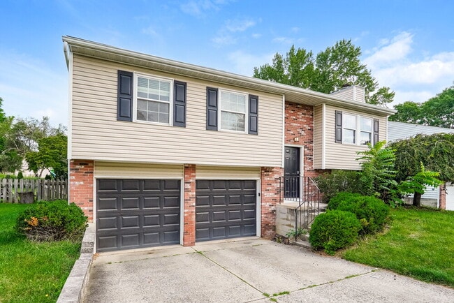 Building Photo - 3524 En-Joie Dr