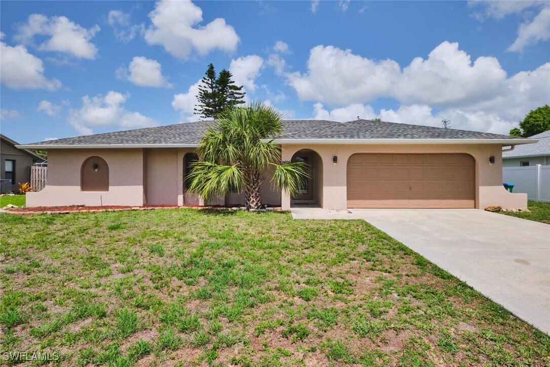 Primary Photo - 2614 SE 12th Pl