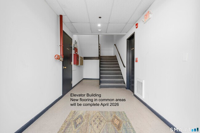 Foto del edificio - 937 Post Rd