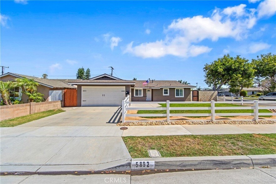 Photo - 5892 Meadowlark Drive Unit