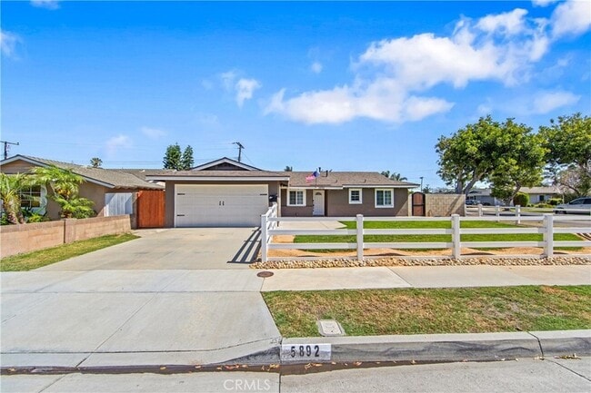 Photo - 5892 Meadowlark Drive Unit House