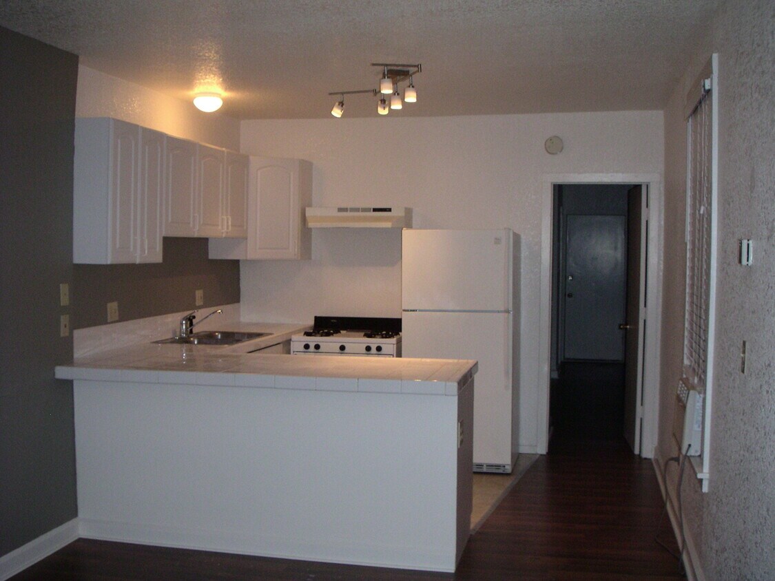 Foto principal - 1418 E St
