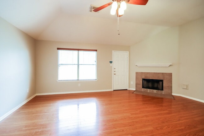 Building Photo - 5018 Jasmine Meadows Ln