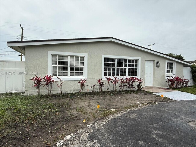 Foto del edificio - 7320 Ramona St