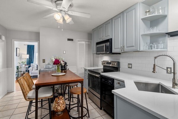 Foto del edificio - 522 E 8th St