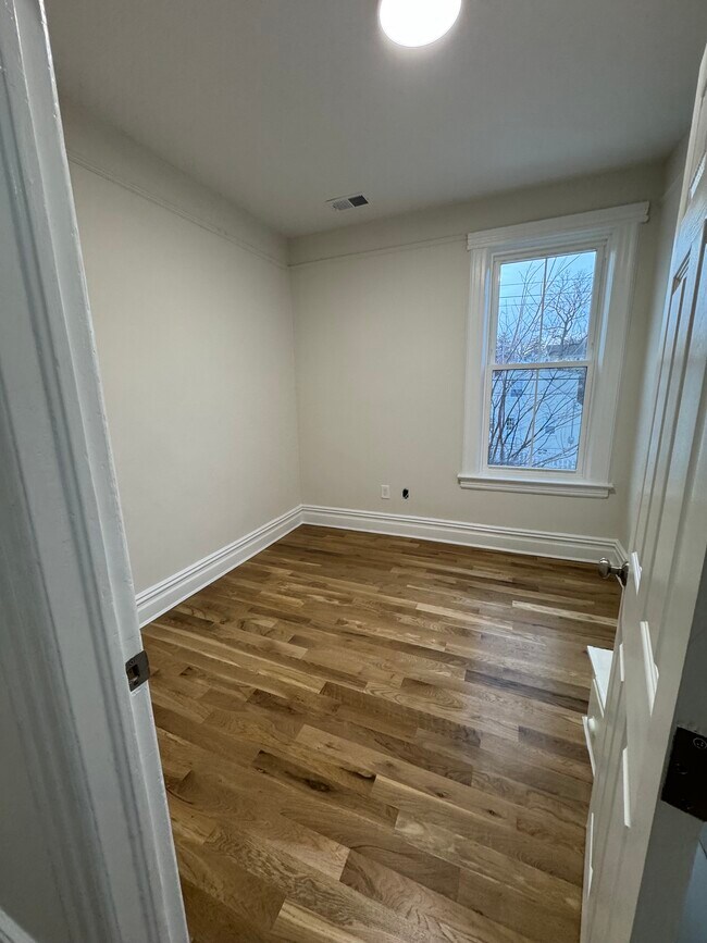 Foto del edificio - 87 6th St