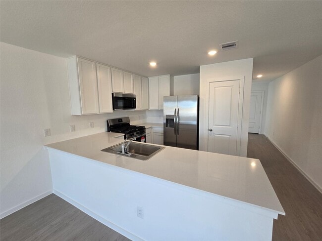 Building Photo - 1638 Gardenia Grv Ln