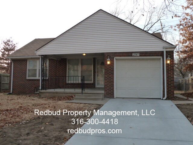 Primary Photo - 2147 S Parkwood Ln