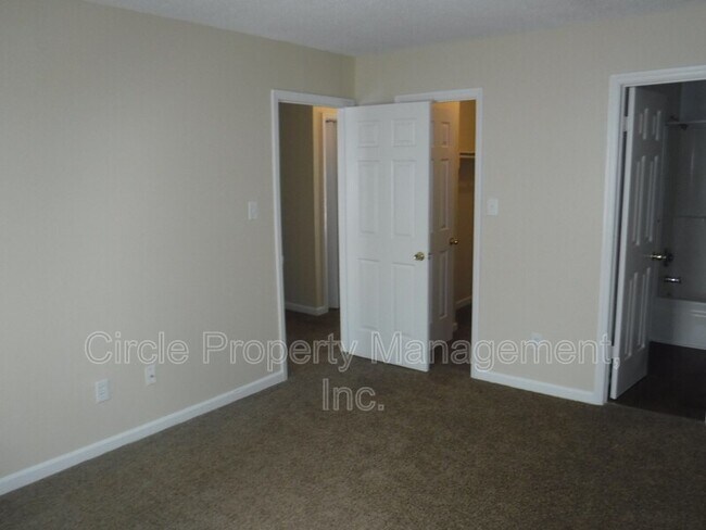 Foto del edificio - 126 Claybill Dr