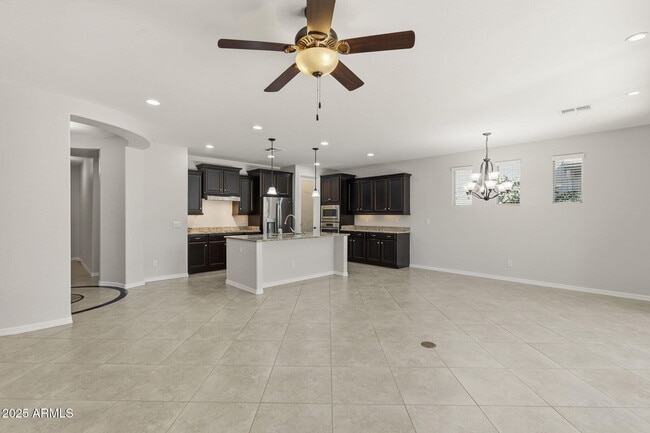 Building Photo - 233 E Glacier Dr