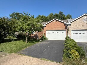 Building Photo - 58 Bon Aire Dr
