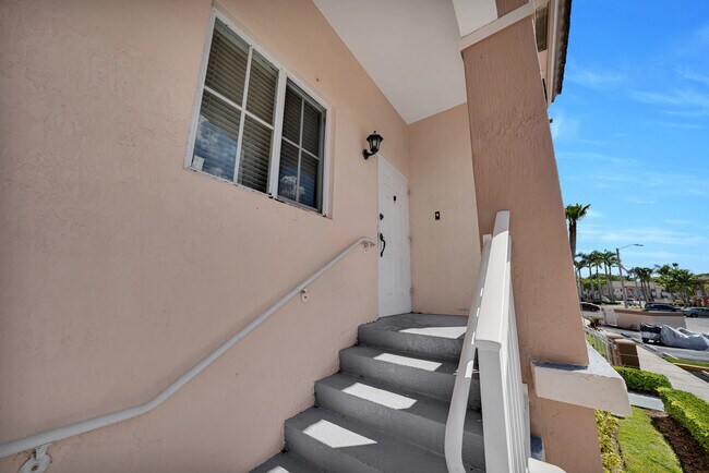 Foto del edificio - 1261 SE 27th St