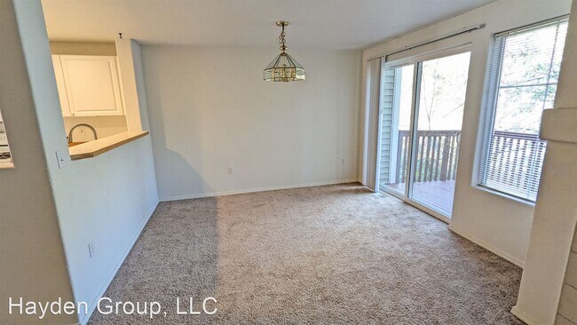 Foto del edificio - 3 br, 2.5 bath House - 16025 SW Audubon St...